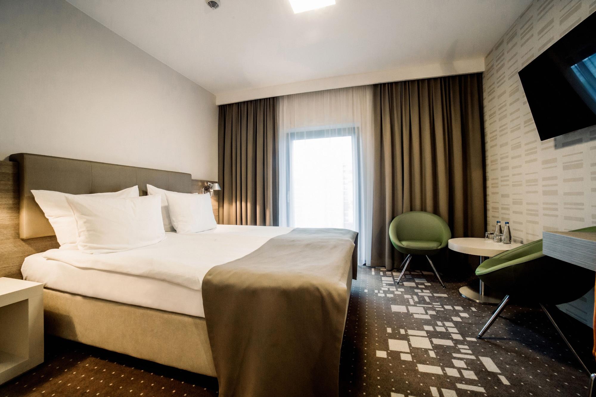 Q Hotel Plus Wrocław Exterior foto