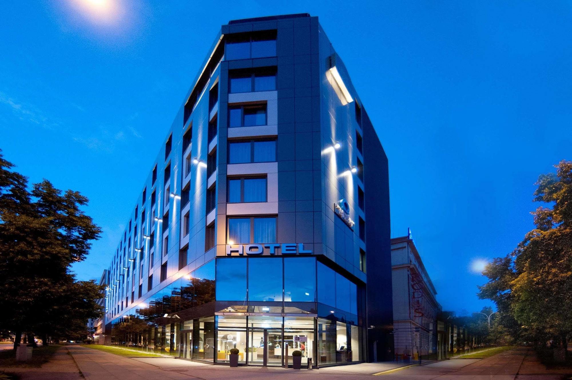 Q Hotel Plus Wrocław Exterior foto